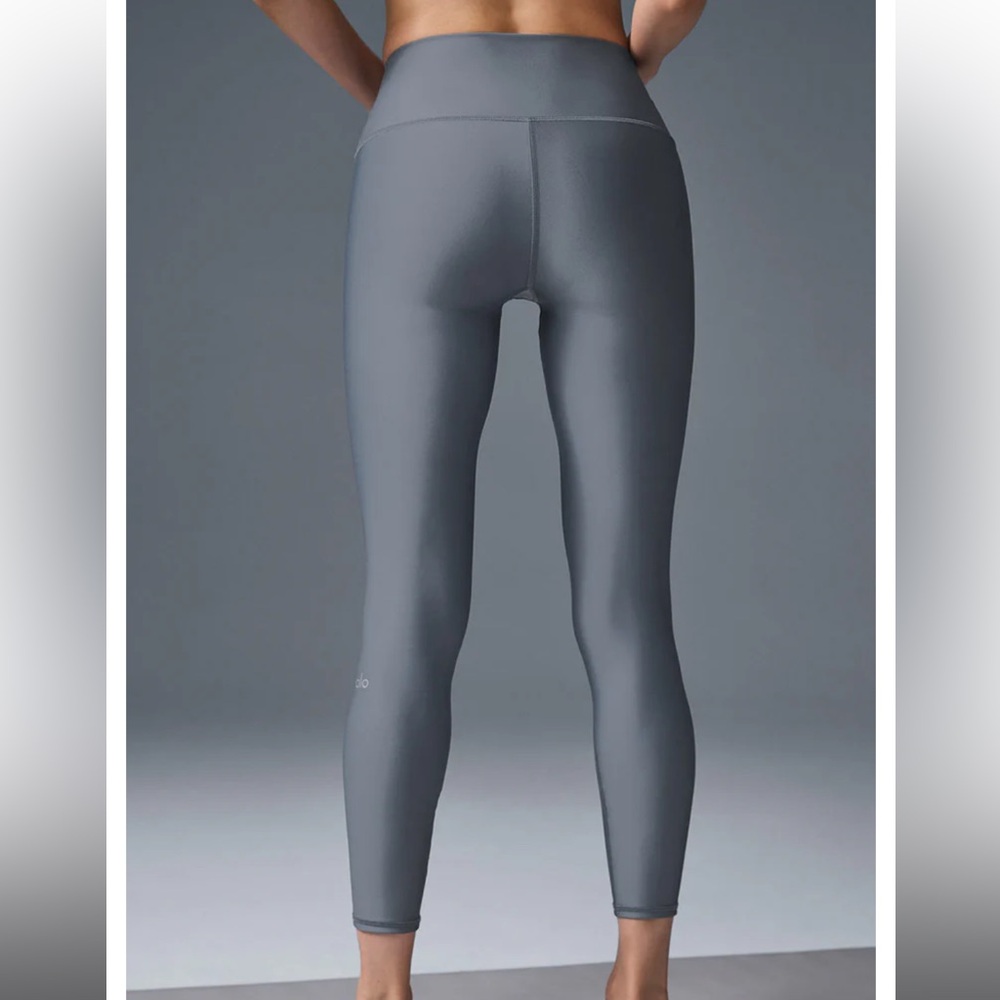 ALO Yoga Gray Leggings - Picture 3 of 7